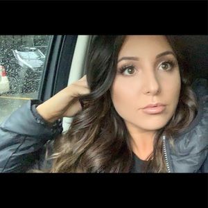 Meet your Posher, Lindsey